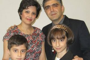 Sahba Farnoush with his family