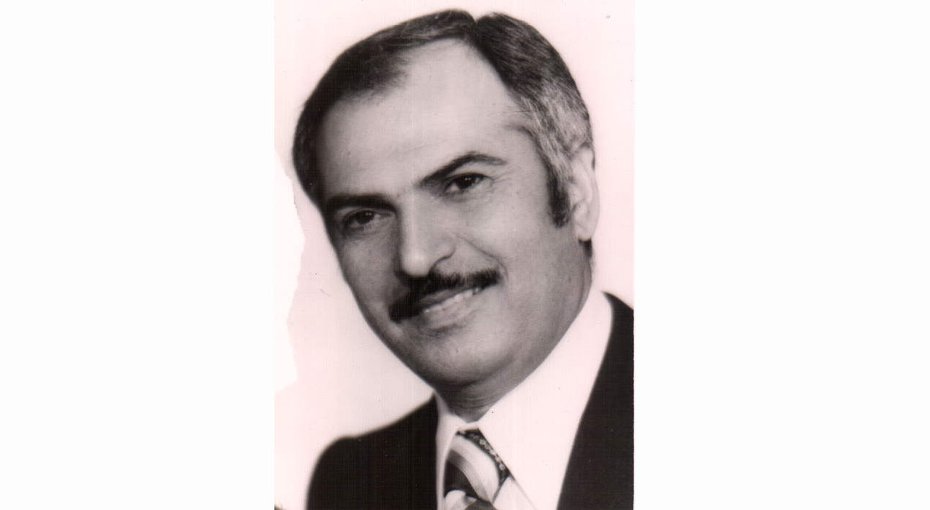 Dr. Firouz Naimi