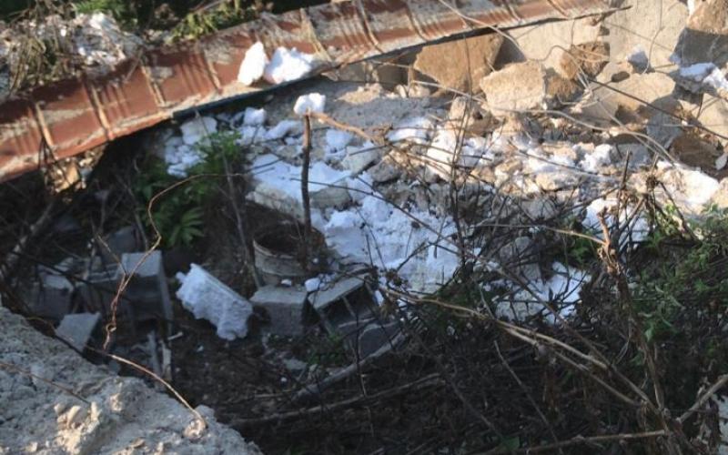 Up to 200 Iranian government and local agents sealed off the village of Roshankouh, in Mazandaran province, and used heavy earthmoving equipment to demolish their homes
