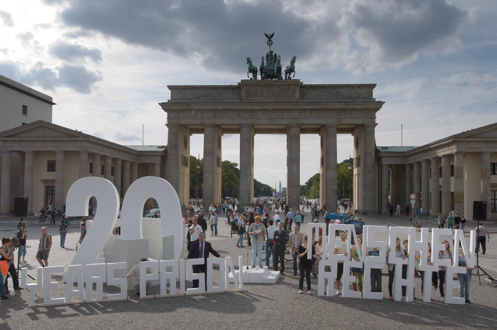 Some 400 people, including numerous human rights advocates, attended an event on Sunday 12 September at Berlin's historic Brandenburg Gate calling for the release of Iran's seven Baha'i leaders, each initially sentenced to 20 years in prison.