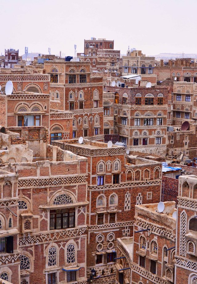 Image of the Old City of Sana’a. Sana’a is the largest city in Yemen. Photo credit: Rod Waddington flickr.com/photos/rod_waddington/
