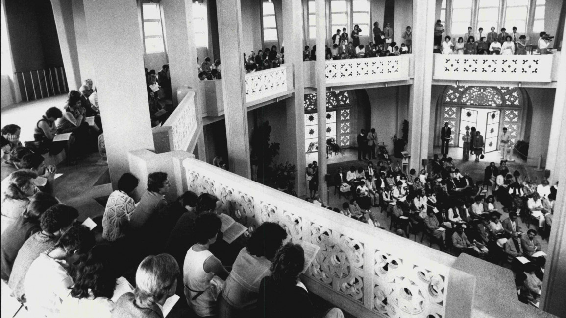 Hundreds attend a prayer meeting for the Baha'i community in 1982 in the Baha’i House of Worship in Sydney. Today, persecution of the Baha'i faith has intensified. [Getty]