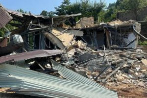 Up to 200 Iranian government and local agents sealed off the village of Roshankouh, in Mazandaran province, and used heavy earthmoving equipment to demolish their homes